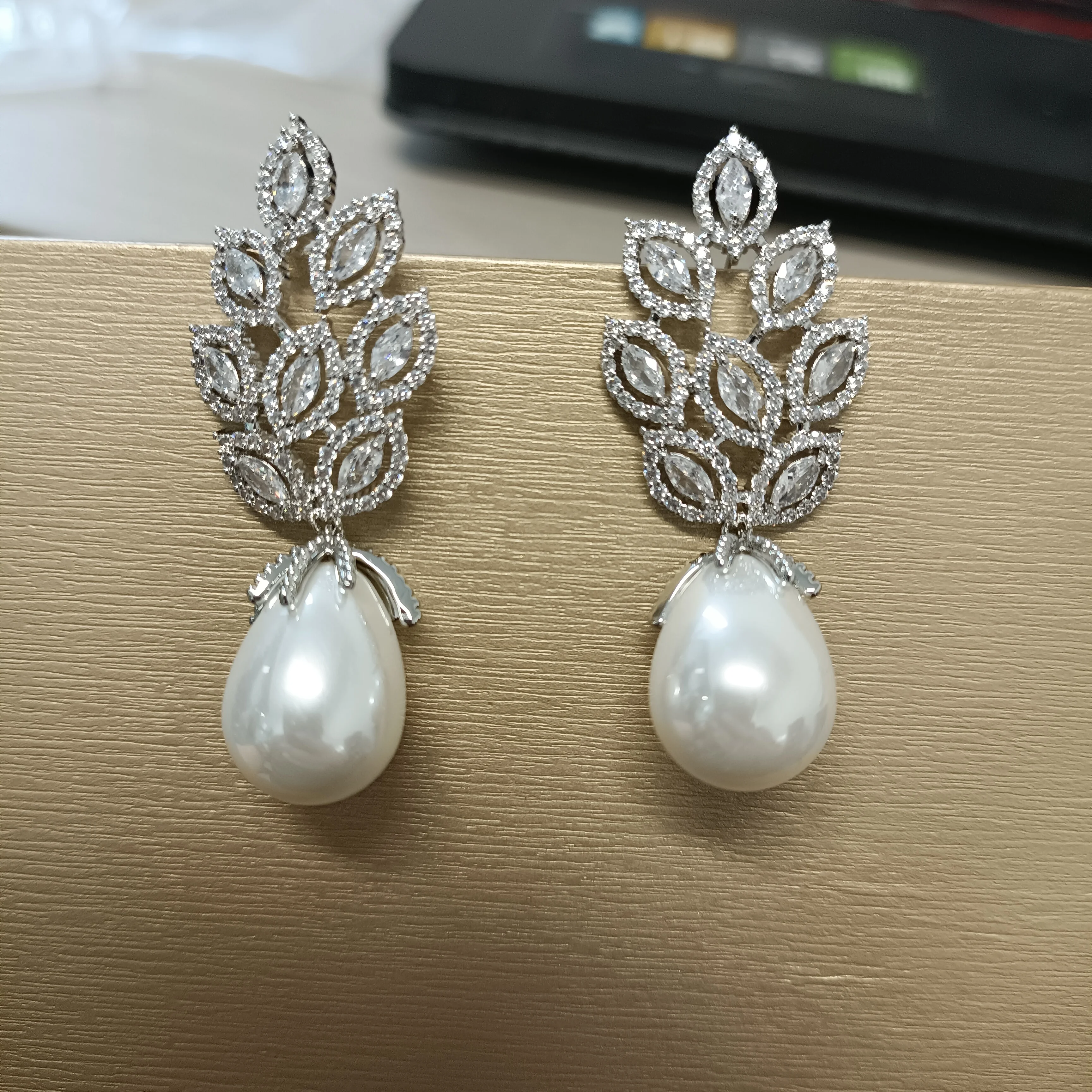 Leaf Water Drop Shaped Pearl Earrings For Wedding Or Party