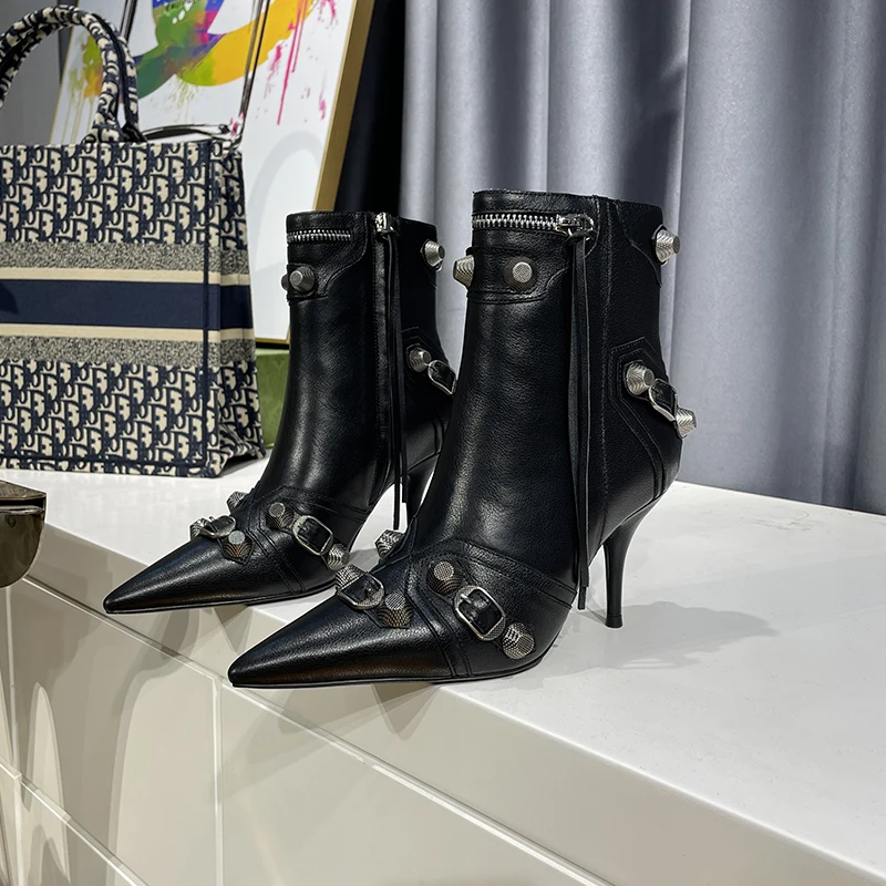 

2022 Autumn And Winter New Black Rivet Stiletto Pointed Toe Women's Ankle Boots Fashion Design High Heel Side Zipper Nude Boots