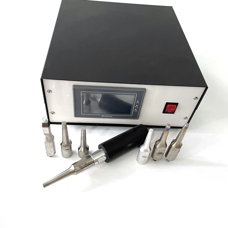 

FOR 28KHZ High Power Portable Ultrasonic Welder 800W Low Energy Consumption For Plastic Welding Machine