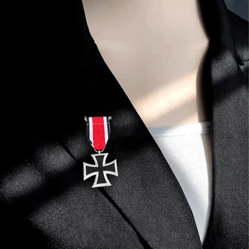 Germany Medal Pins Badges 1870 Iron Cross Award Order Souvenir Collection Crown Patriot Lapel Pins Brooch Uniform Cosplay Props