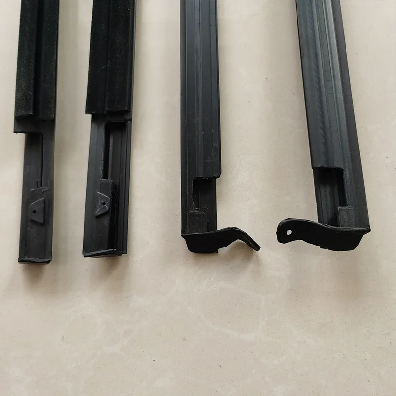 4Pcs Window Weatherstrip Side Door Glass Outer Moulding Trim Sealing Belt For Mitsubishi Pajero Montero V73 V93 V97 2000-