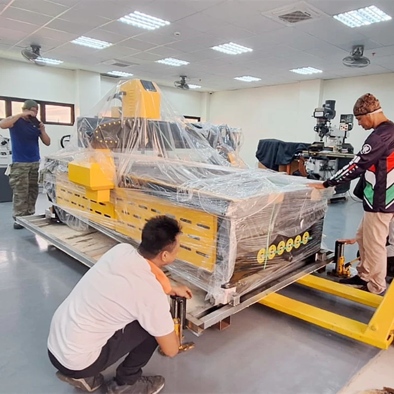 

Морская доставка, высокоэффективный фрезерный станок с ЧПУ 1325, Гравировальный режущий станок, фрезерный станок для акрила, дерева, пластика, алюминия