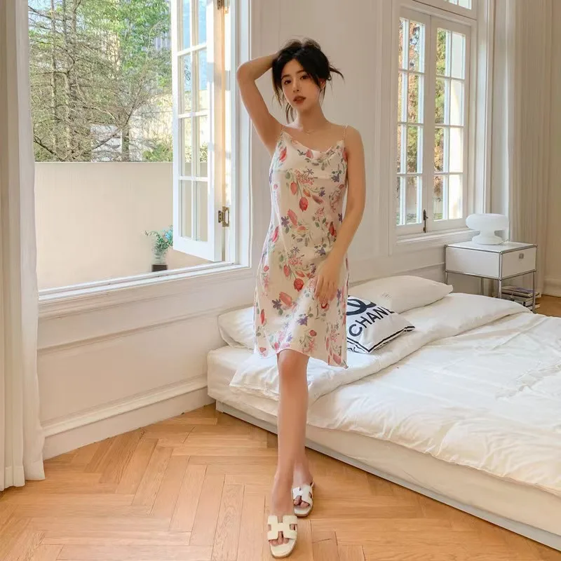Female Pajamas Set V-neck Slip Dress Tulip Pattern Print Nightgown Ice Silk Sleepwear Leisure Home Clothing for Women in Summer