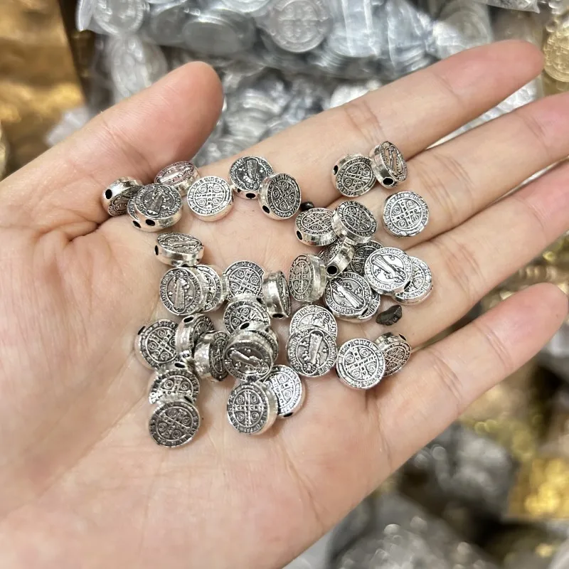 30 조각 세인트 베네딕트 메달 비즈 예수 십자가 카톨릭 산 베니토 커넥터 DIY 목걸이에 대한 매력 액세서리 만들기