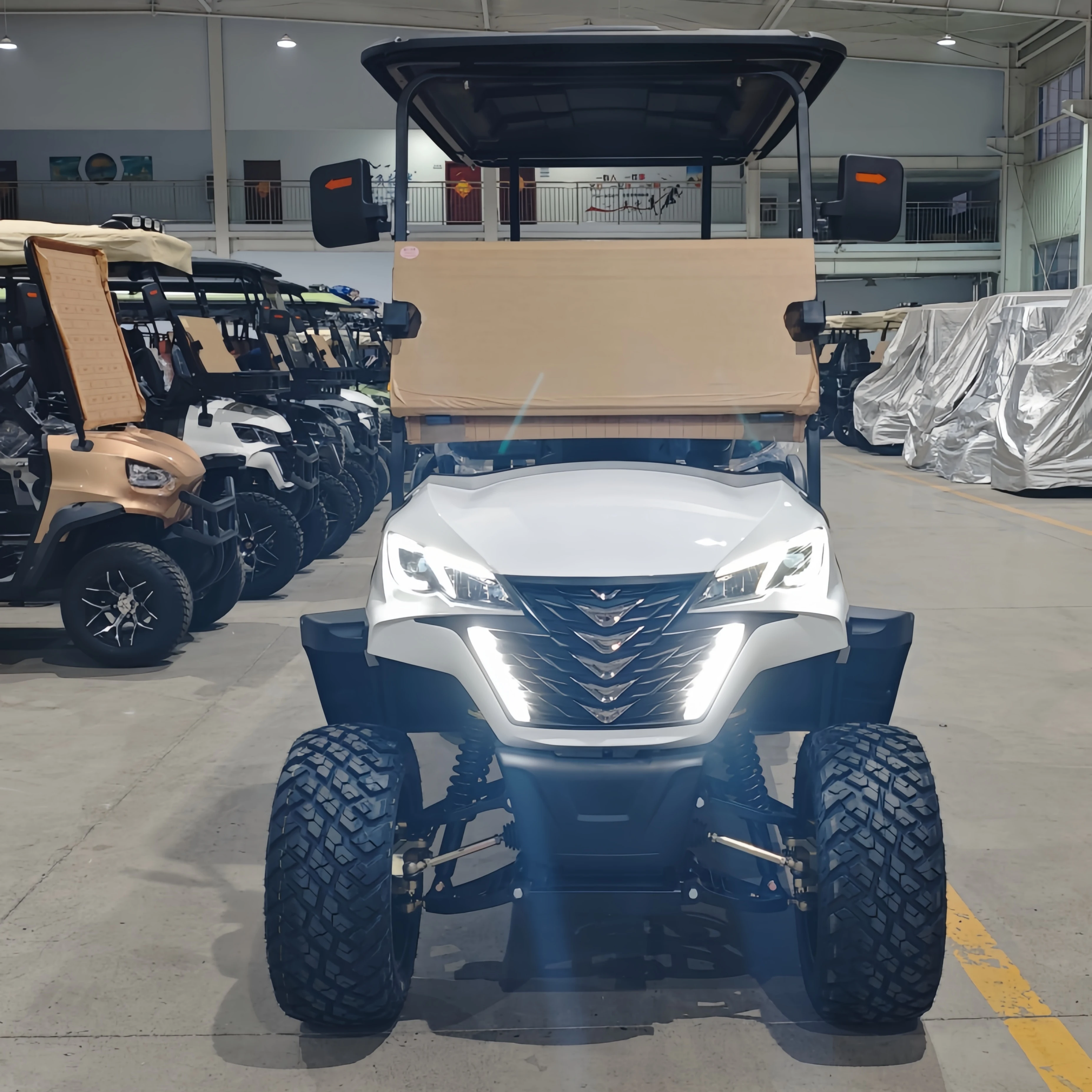 Lifted 2+2 seater Electric Golf Cart with Bumper Body Color Seat Color Off-road Buggy