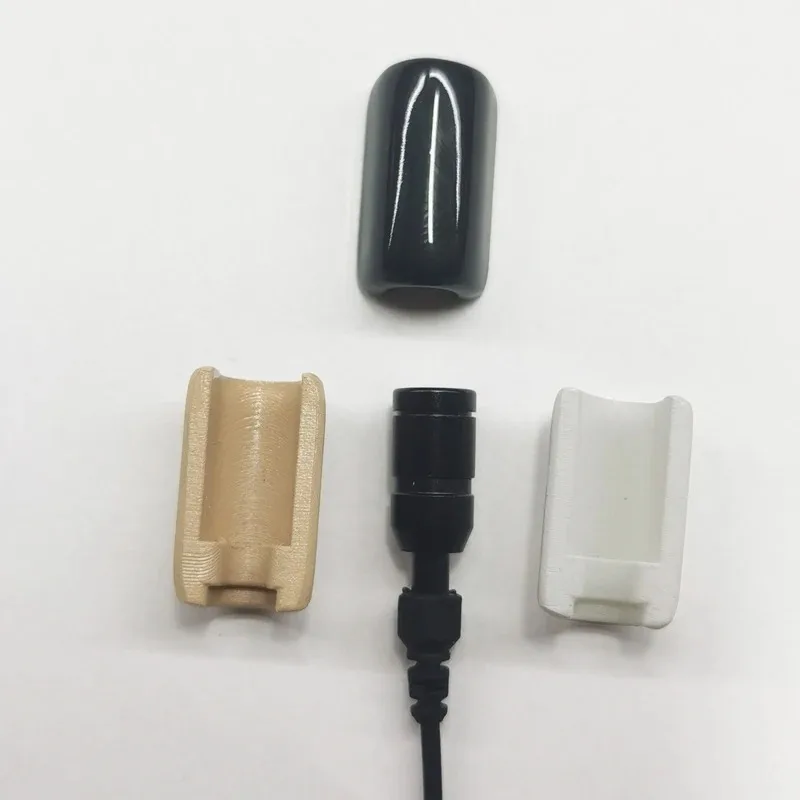 캔폰 마운트 라발리에 마이크는 DJI 마이크용 마찰 방지 홀더입니다. 소리를 수신하면 마찰 소음을 줄여줍니다.