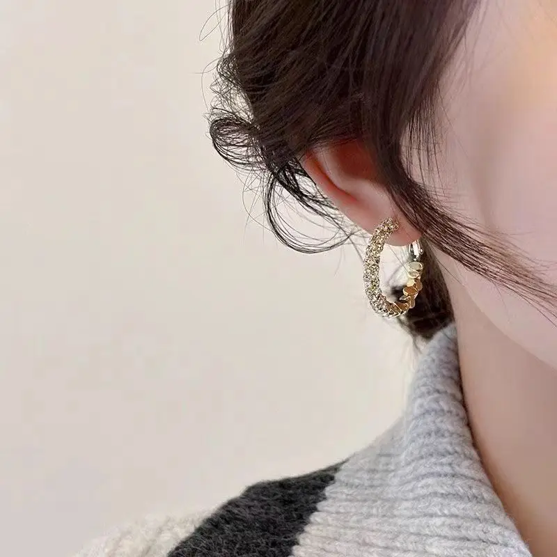 New Luxury Female Big Round Hoop Earrings for Women Small Stone Earrings Trendy Fashion Wedding Jewelry Gifts