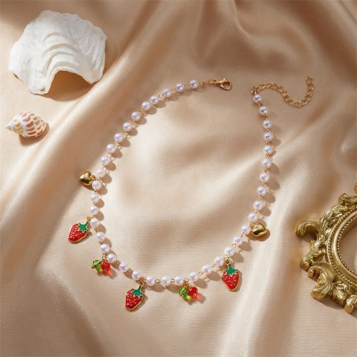 Trendy Sommer Rote Erdbeere Anhänger Halskette Für Frauen Männer Barock Imitation Perle Metall Seestern Conch Bogen Sonne Halsband Schmuck – Detail 8