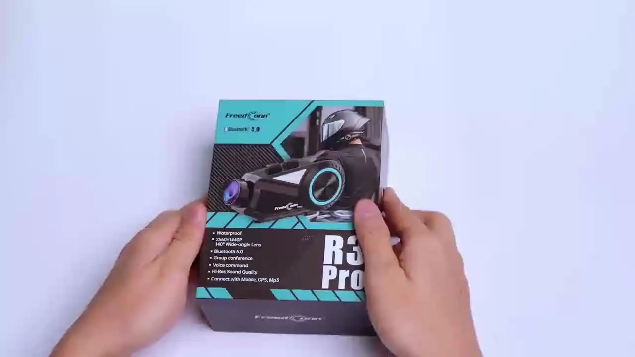 Freedconn R3 Pro Motorcycle Helmet Headset Group Intercom WiFi App