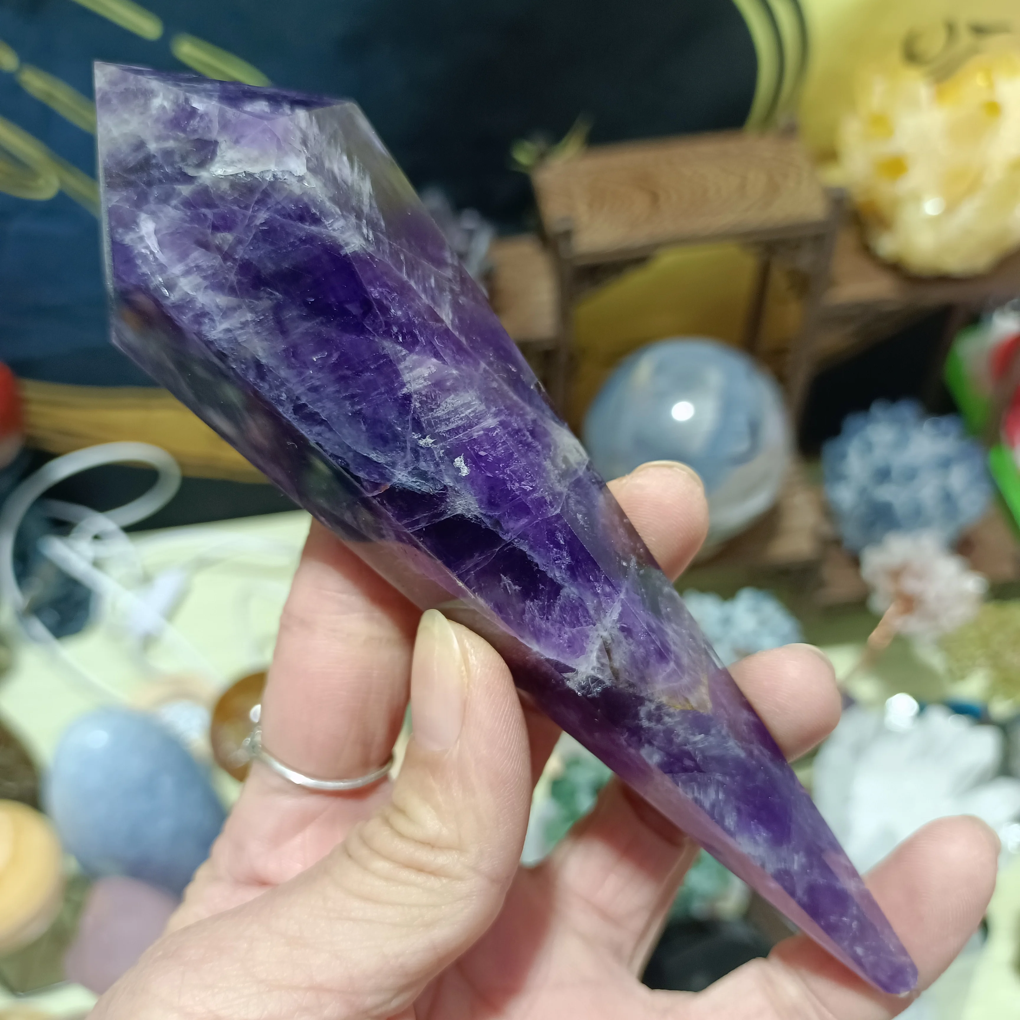 

Natural Fantasy Purple Crystal Scepter Mineral Healing Wealth, Quartz Crystal Energy Healing Home Office Degaussing Decoration