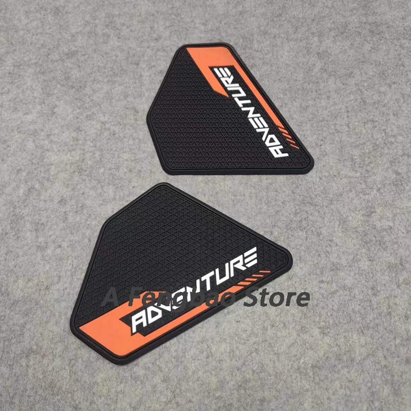 For 1050 1090 1190 1290 Super ADV Sticker Motorcycle side tank pads protect knee grip non-slip stickers klr 650 tank pads for kawasaki klr 650 klr650 anti slip scratch resistant rubber knee grip sticker decal fuel tank protect