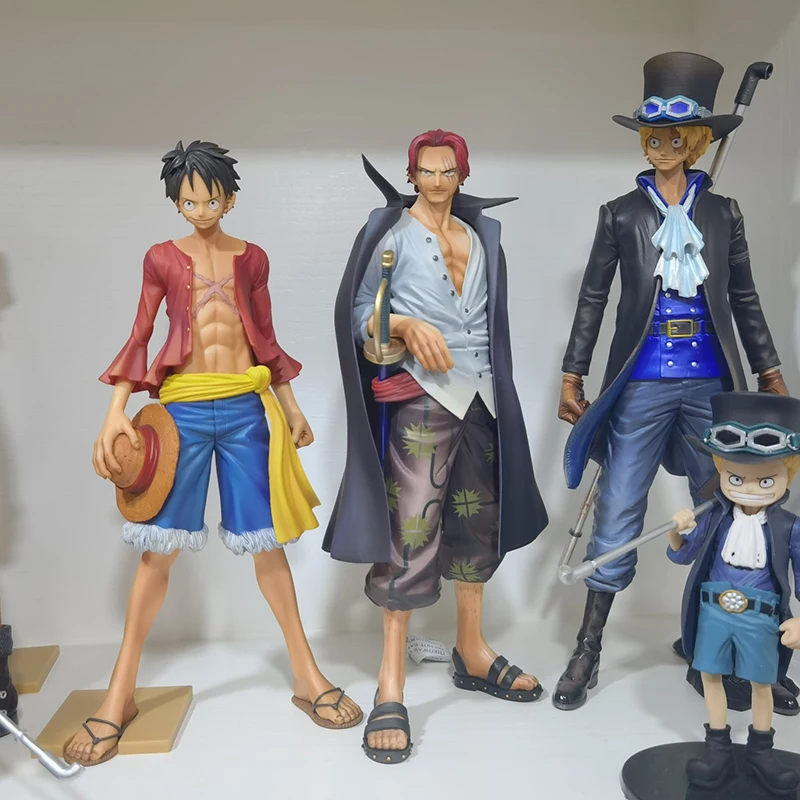 One Plece Film: Red Shanks 24cm Anime Action Figure | One