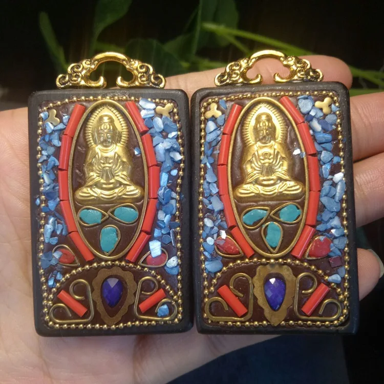

Этнический непальский кулон с надписью «Peace Buddha»