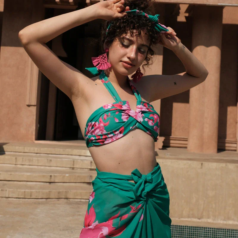 

Chic Floral Print Halter Neck Two-Piece Swimsuit Summer Design Bikini Set Skirt Vacation Beachwear Women's Swimwear 2023