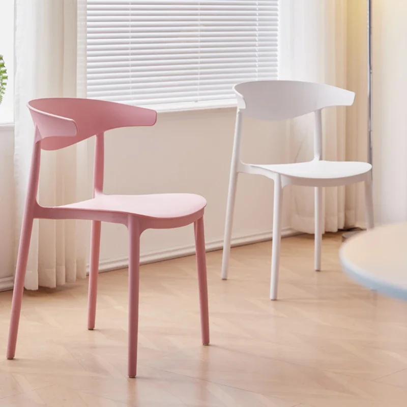 Bedroom Furniture Rustic Plastic Chairs Luxurious Design Outdoor Chair White Individual Armchairs Patio Set Dresser Luxury Cafe