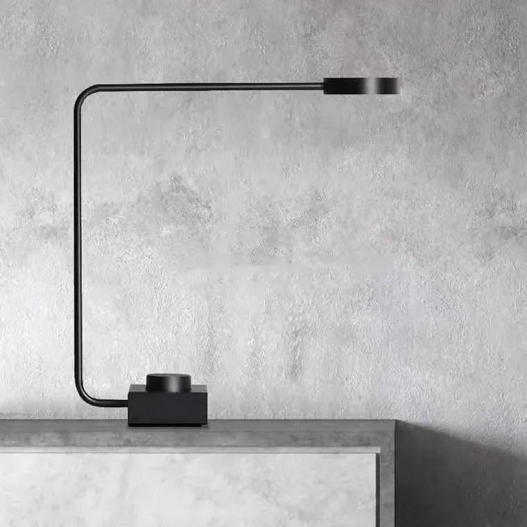 

Italian minimalist modern Nordic LED reading table lamp designer model room office bedside eye protection table lamp