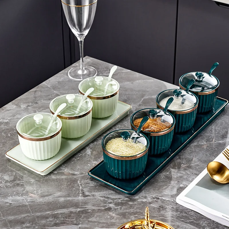 Luxury Spice Jar Set Plastic Seasoning Jar with Spoon and Base