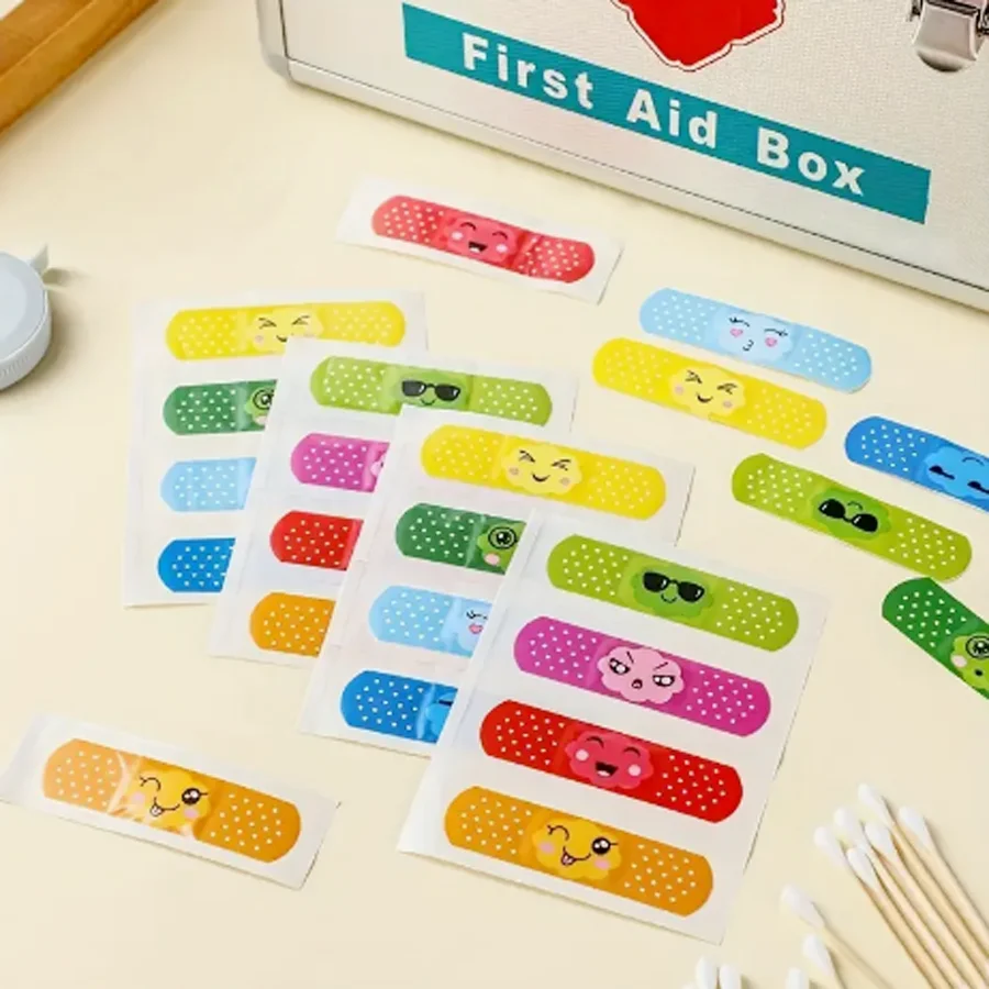 16/40pcs Cute Bandages Waterproof Bandages Self-Adhesive Breathable Bandages