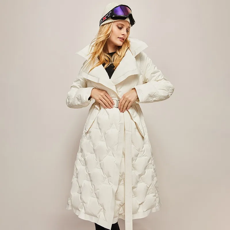 

2023 Winter New White Duck Down Down Coat Women's Long Knee Over Waist Fashion Thickened Warm Coat