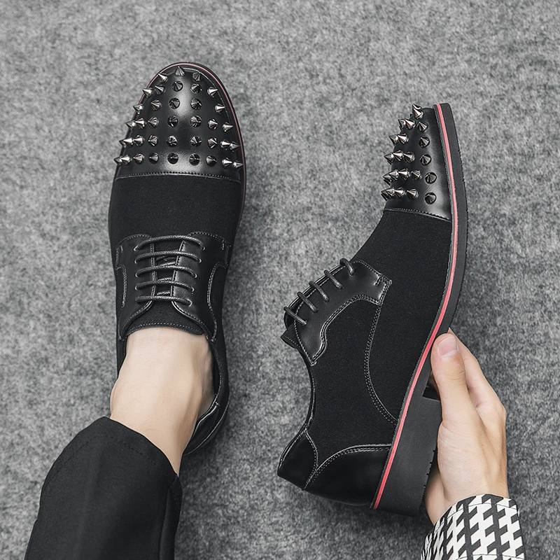 

Men's Leather Shoes Fashion Rivet Original Handmade Punk Style Men Flats Luxury Designer Shoes Men Dress Black Pointed Mocassin