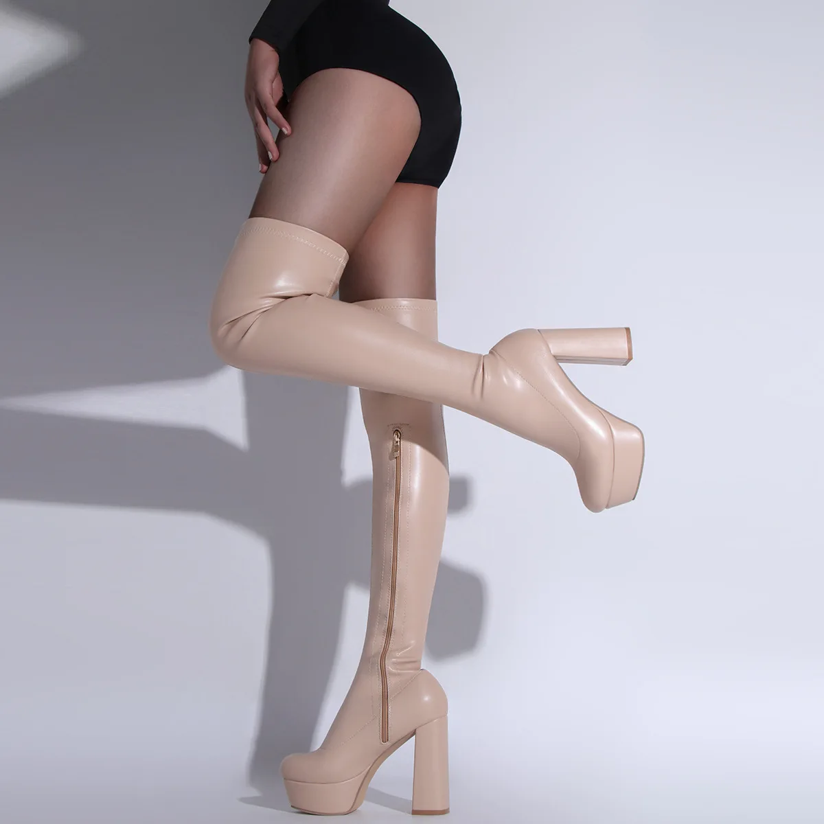 Cuissardes à plateforme sexy pour femmes, talons hauts noirs