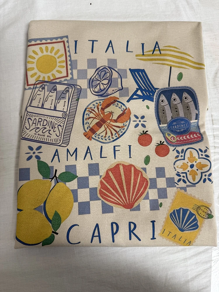 Capri Italia Retro Graphic Seafood Vacation Oversized Women's T-Shirt