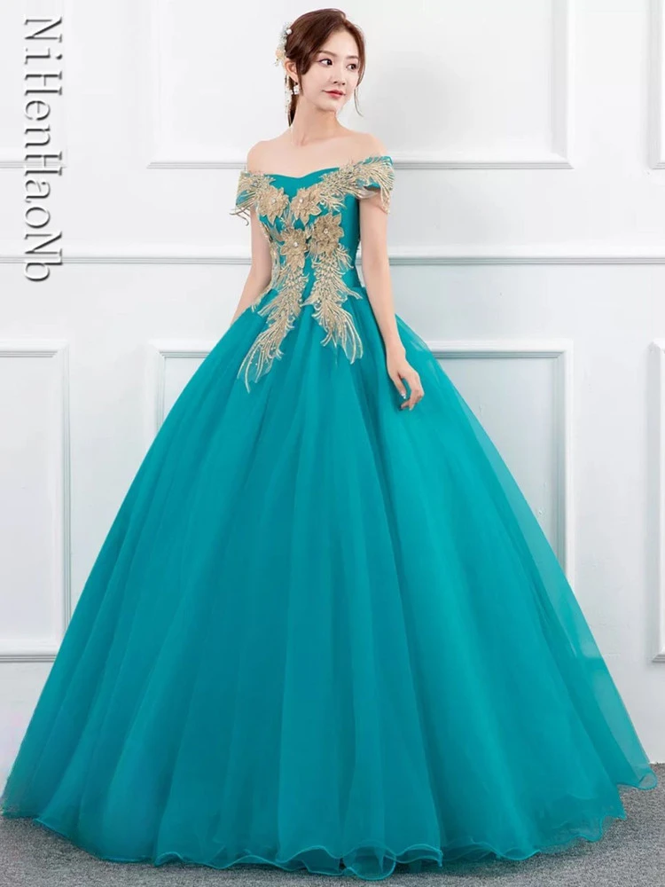 

Elegant Quinceanera Dresses For Prom Classic Off The Shoulder Flower Applique Plus Size Ball Gown