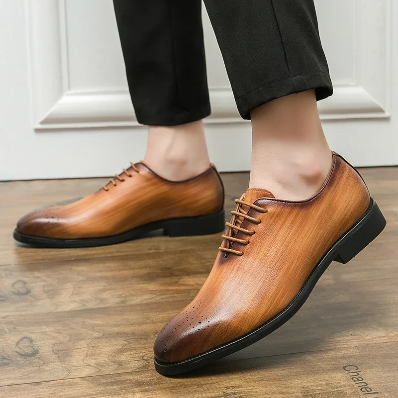 Men New Trendy Block Pointed Leather Shoes Versatile Casual Classic Shoes Rubbing Stripes European Style Sizes 38-47 Men Shoes