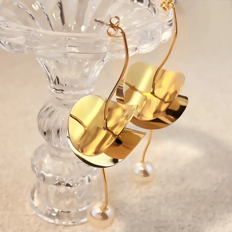 Temperament 18K Gold Plated Geometric Pearl Dangle Earrings Hypoallergenic Multi Layer Circular Ring Ear Hoops Statement Jewelry