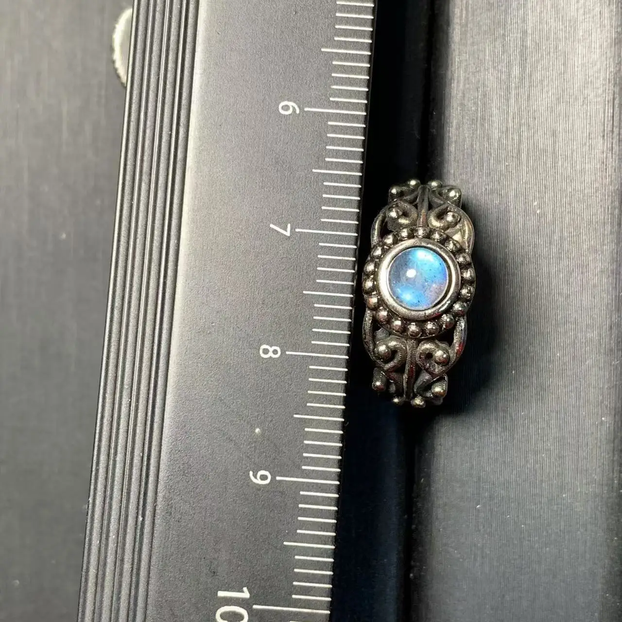 VINTAGE  ROUND BLACK METAL Natural Moonstone Ring Adjustable Female Jewelry for Women Gift Wholesale High Quality Fine