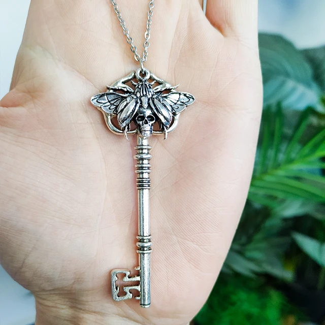 fantasy key necklace