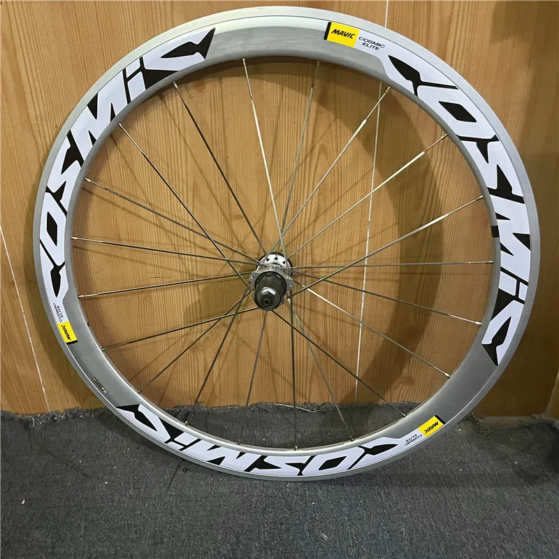Спицевание колеса велосипеда на 32 спицы. Shimano r500 колеса. Колеса тонкие. Колесо спортивного велосипеда. Shimano wh-r500.