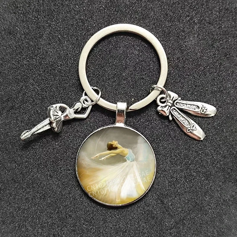 Ballet Dancer Figure Silhouette Keychain Glass Convex Ballet Girl Oil Painting Keychain Suitable For Girls Who Love Dancing