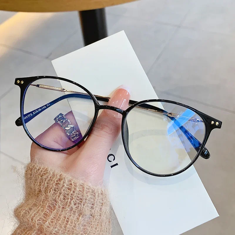 Chic Round Frame Multifocal Anti-Blue Light Reading Glasses