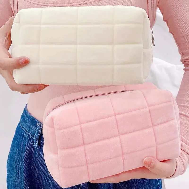 Solid Fur Cosmetic Storage Bag Large Women Zipper Makeup Organizer Handbag Stationery Pencil Case Travel Make Up Toiletry Punch cosmetic bag