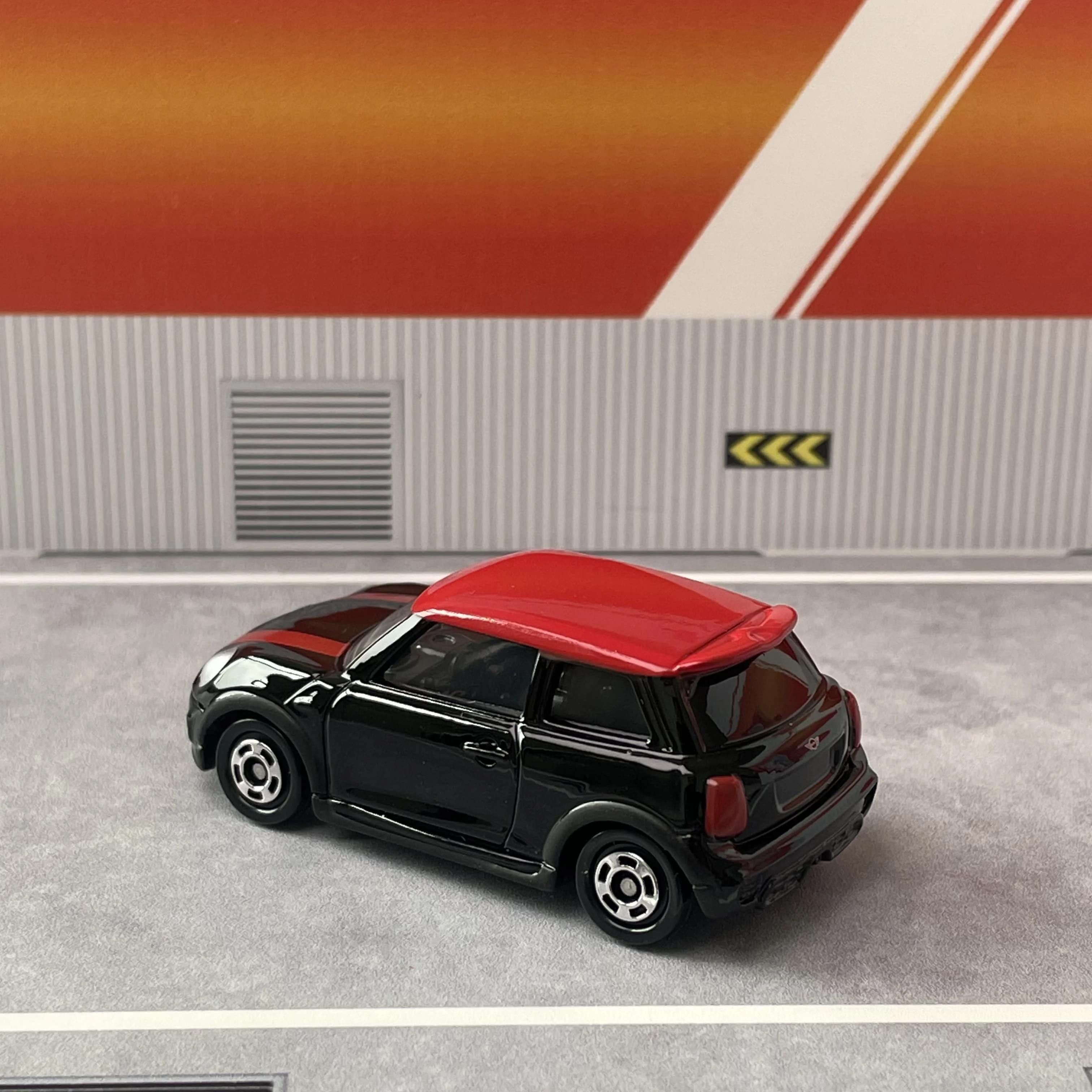 Takara Tomy Tomica A0-05 Mini John Cooper Works Casting Static
