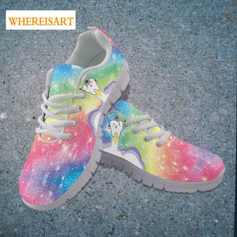 Scarpe Da Donna 3D Infermiera Dentista Appartamenti Sneakers Traspirante Arcobaleno Gradiente Denti Divertenti Dental Brand Design Calzature Pod