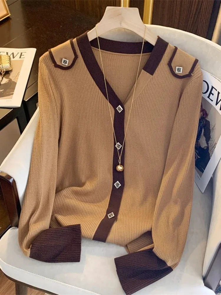 

Autumn Elegant Fashion Office Lady All Match Sweater Aesthetic Women Contrasting Color Button V Neck Long Sleeve Slim Pullover