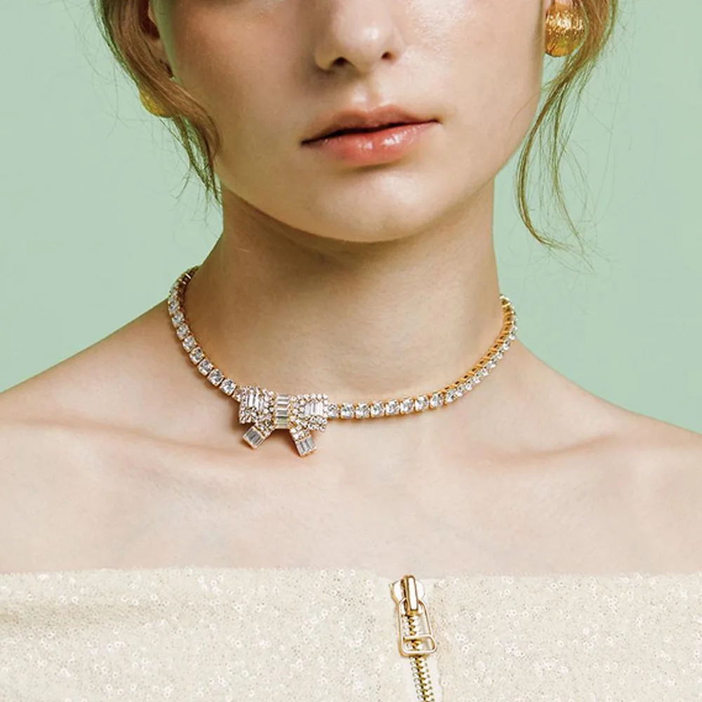 Sparkling Crystal Clavicle Necklace for Women High-quality Square CZ Zircon One Piece Bow Knot Short Choker Party Dinner Jewelry