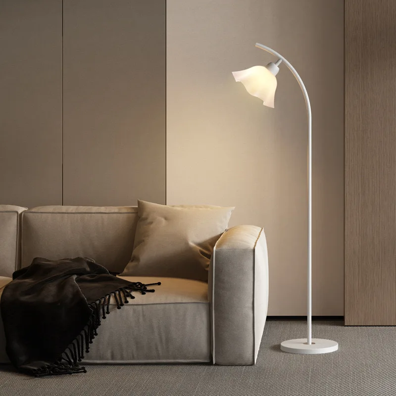 

Cream Style Floor Lamp, Living Room, Sofa Side Decorative Lamp, Bedroom, Bedside Lamp, Study, Vertical Petal Atmosphere Lamp