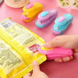 Kitchen Accessories Tools Mini Portable Food Clip Heat Sealing Machine Sealer Home Snack Bag Sealer Kitchen Utensils Gadget Item