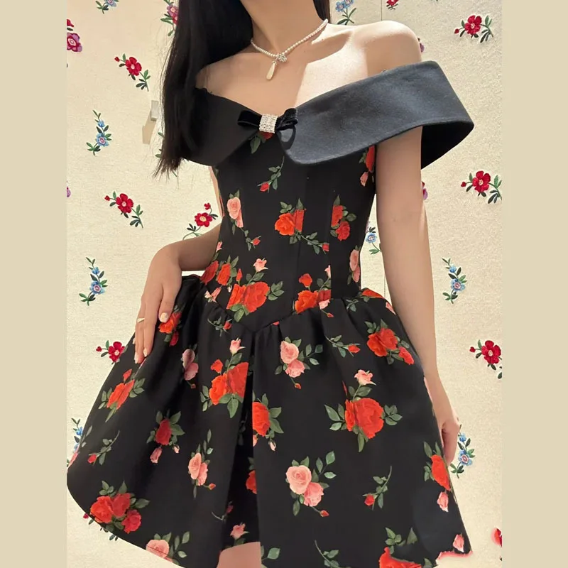 

High Quality Women Luxury One-Line Neckline Party Dress Designer New Fishbone Waist Puffy Print Mini Dress (With Shoulder Strap)