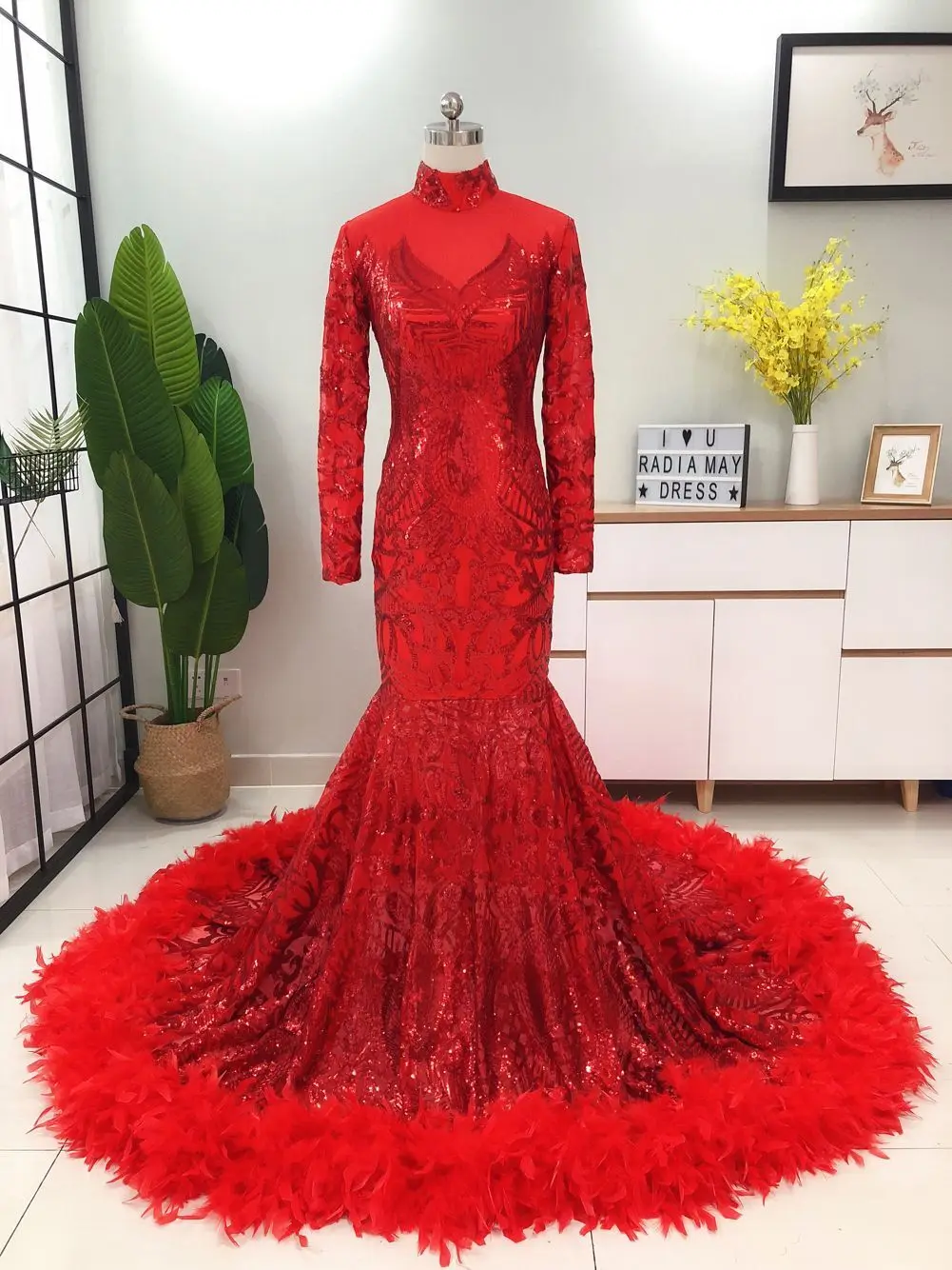 Elegant Red Prom Dresses Woman Dance Ball Gowns Long Sleeve Mermaid  Feather Evening Formal Party Clothing
