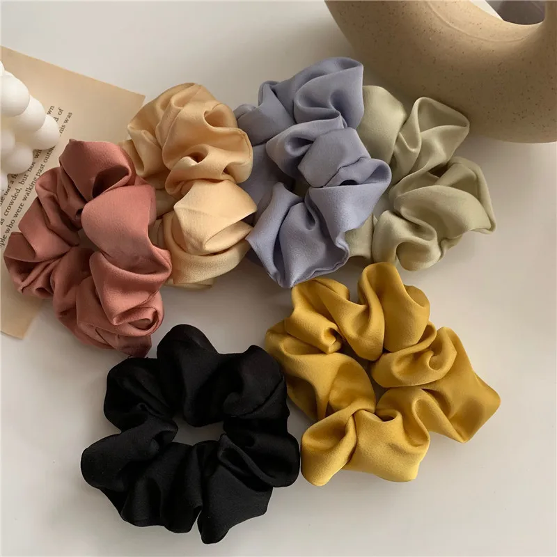Elegant Silk Scrunchie Hair Accessory - Multicolor Satin Elastic Band
