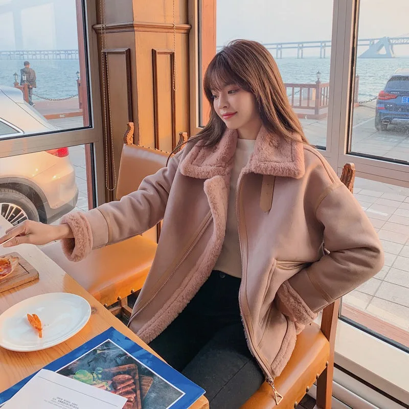 2023 New Leather and Fur Integrated Short Coat Women Winter Top High End Versatile Casual Loose Thickened Warm Fur Large Coat