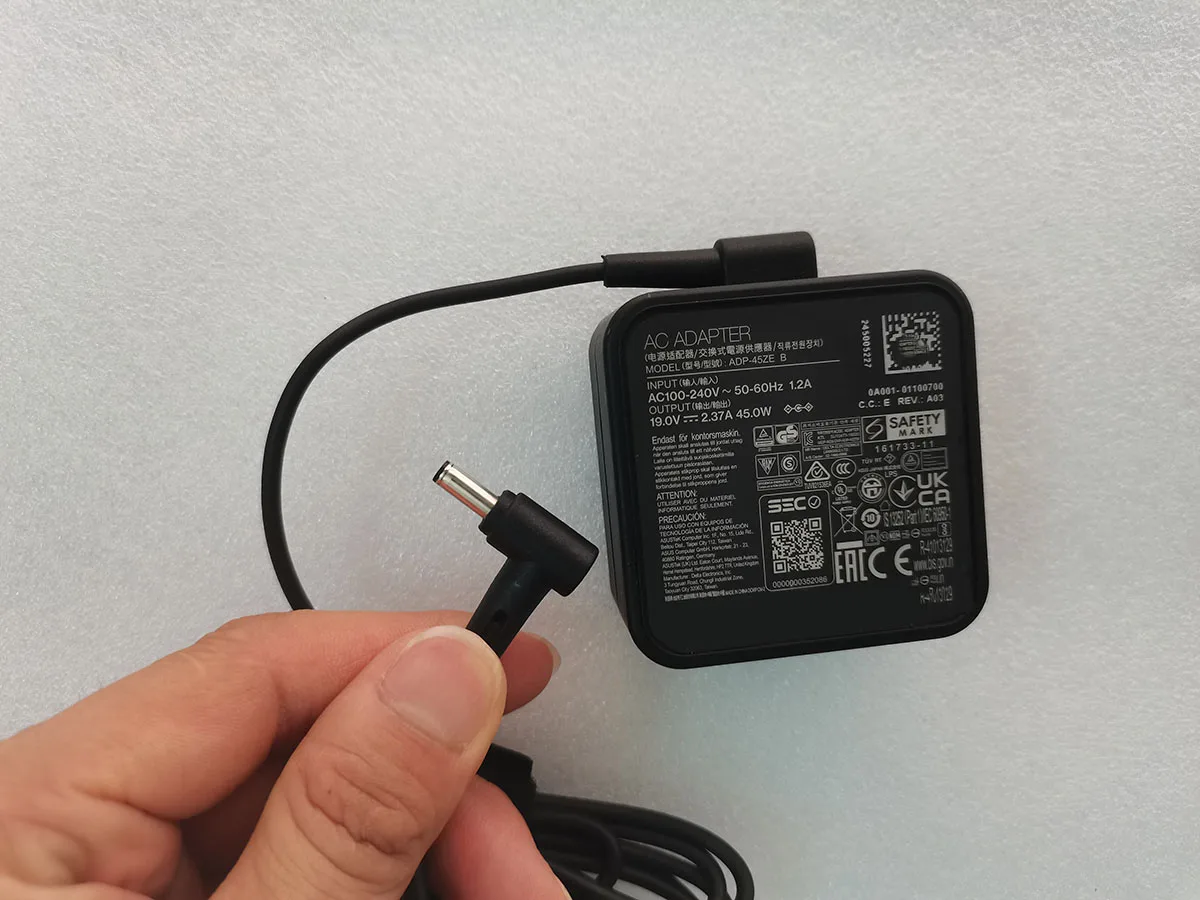 Asus-carregador Adaptador Adp45ze b 19.0v 2.37a 45w 4.0 mm x 1.35 mm para Asus Zenbook 14 Ux433fa - Imagem 3