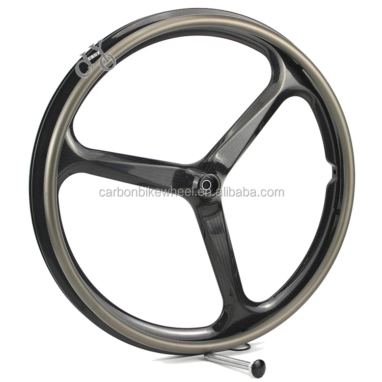 Strong Lightweight Carbon wheels 24 Inch Wheels Wheelchair Tri Spoke Carbon Whee