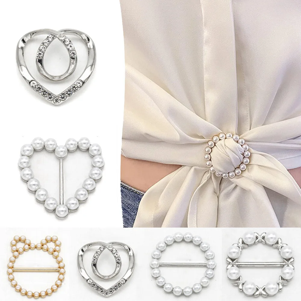 

Woman T-shirt Brooches Heart Scarf Brooches Silk Scarf Buckle Scarves Fastener Knotted Button Pin Accessories Waist Artifact