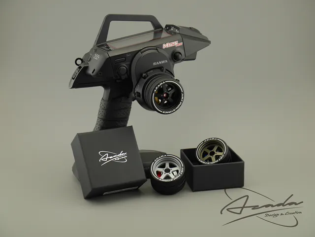 AZADA ステアリングホイール サンワ フタバ プロポ 対応品 美品