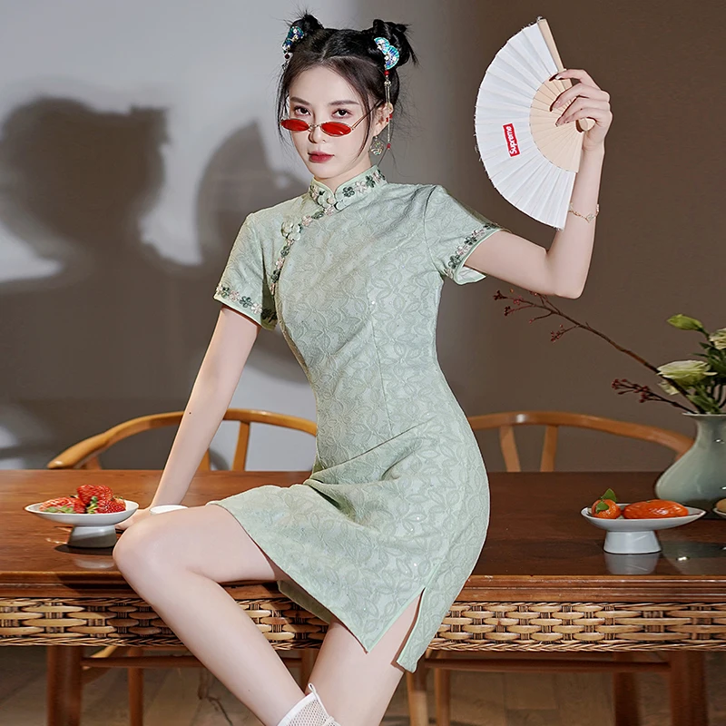 

New Young Modern Improved Short Cheongsam Chinese Traditional Green Lace Qipao Dress
